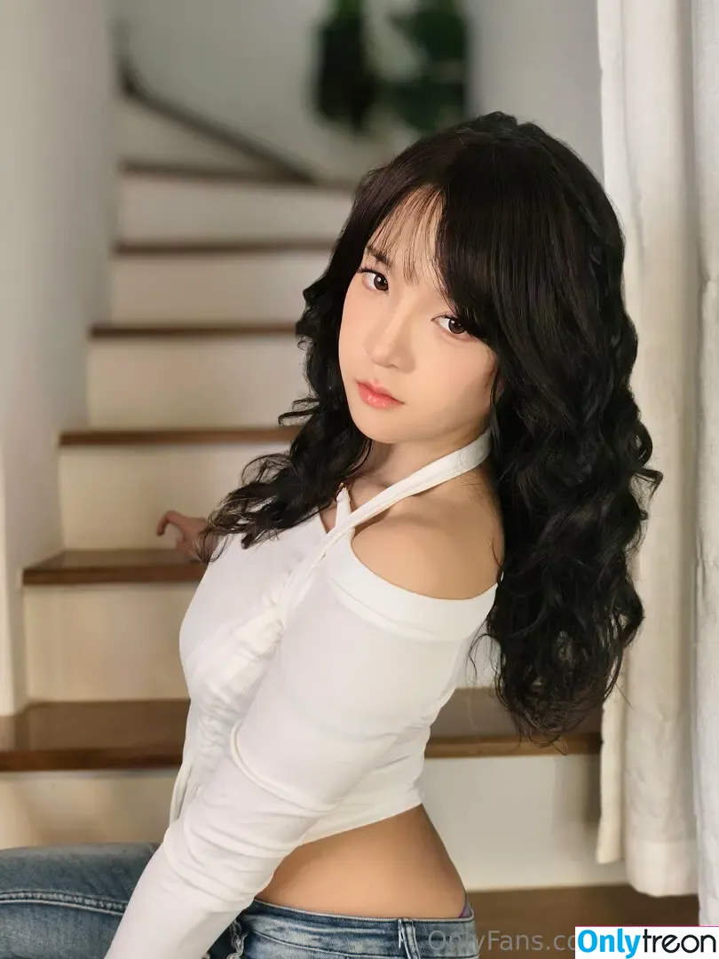 pikiichu nude photo #0139 (pikiichu)