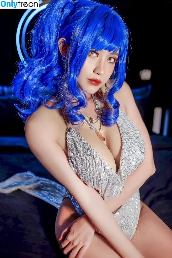 Pingping nude photo #0200 (2011Pingping / Pingcos / pingpinggg2011)