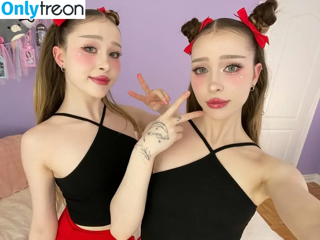 Pink Sweetener nude photo #0008 (Twins / pink.sweetener1 / pinksweetener)