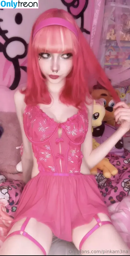 pinkam3na nude photo #0018 (pinkamena_the_cupcakemaker)