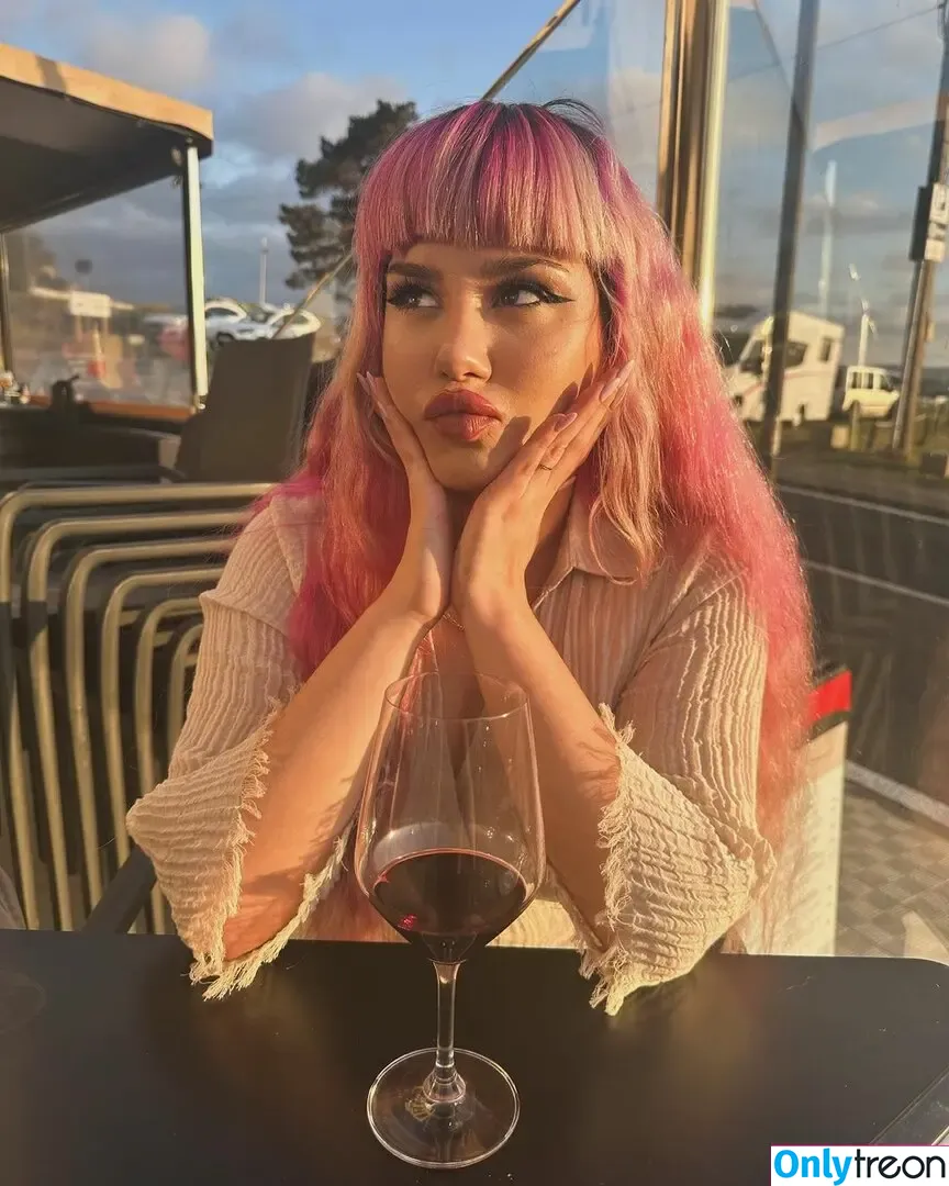 pinkcharlotte голая photo #0009 (pinkkcharlottee)