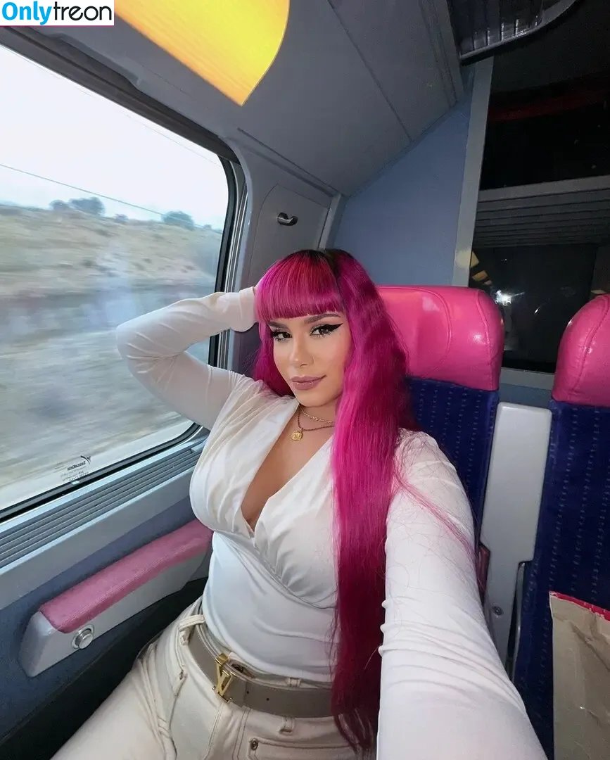 pinkcharlotte голая photo #0012 (pinkkcharlottee)