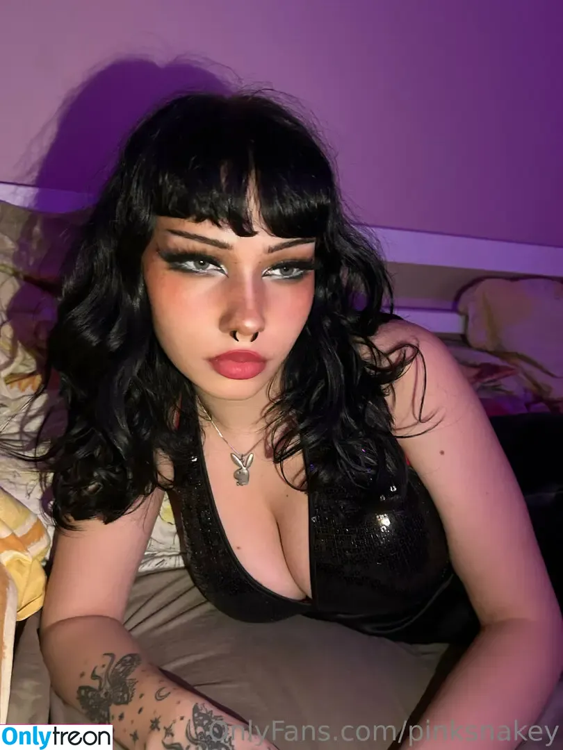pinksnakey nude photo #0125 (Pinksnakey69)