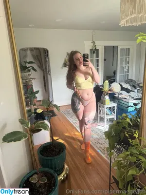 PiperMaePeach / pipermach / pipermaepeachy nude photo #0284