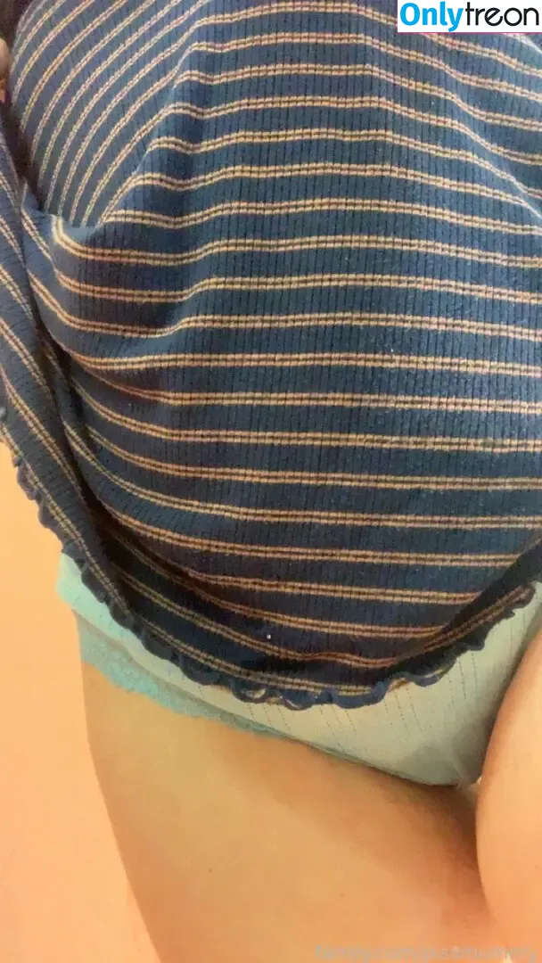 pissmummy nude photo #0034 (pissmamma)