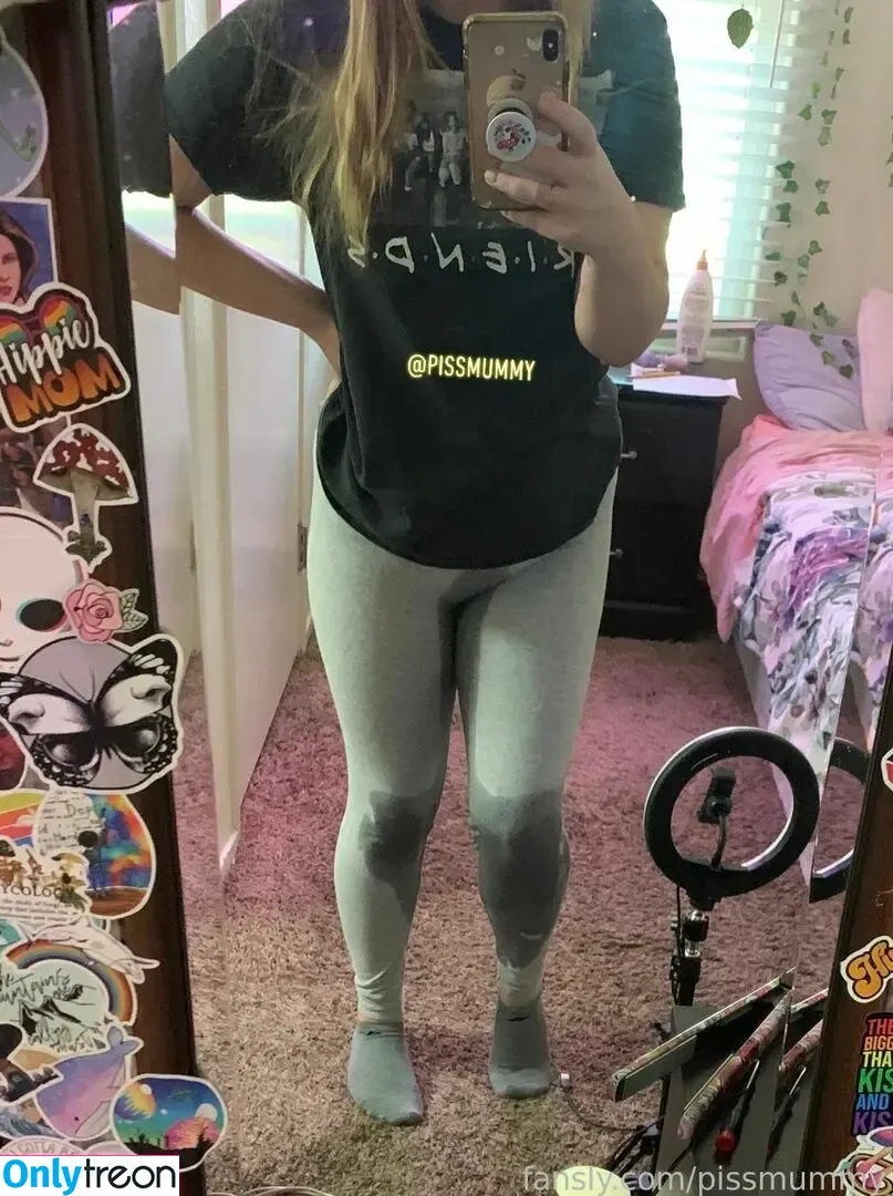 pissmummy nude photo #0055 (pissmamma)