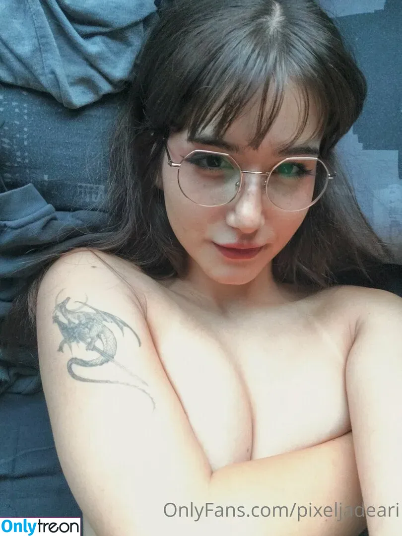 pixeljadearixela голая photo #0031 (_adrireyes__)