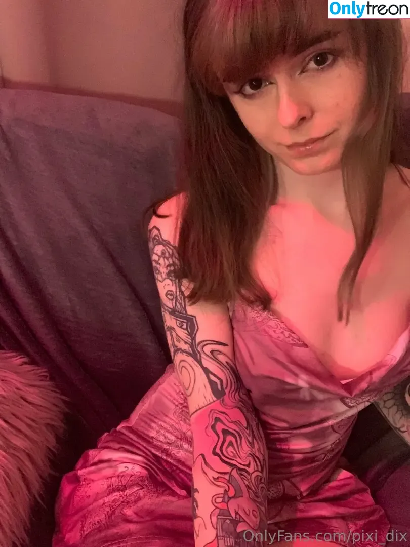 pixi_dix голая photo #0044 (lily_padding)