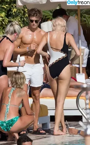 Pixie Lott / pixielott nude photo #0490