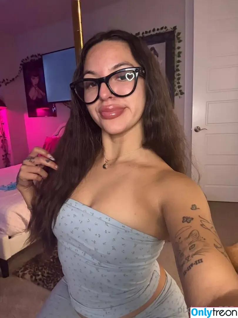 pixiewinn222 nude photo #0740 (pixiewinn222)