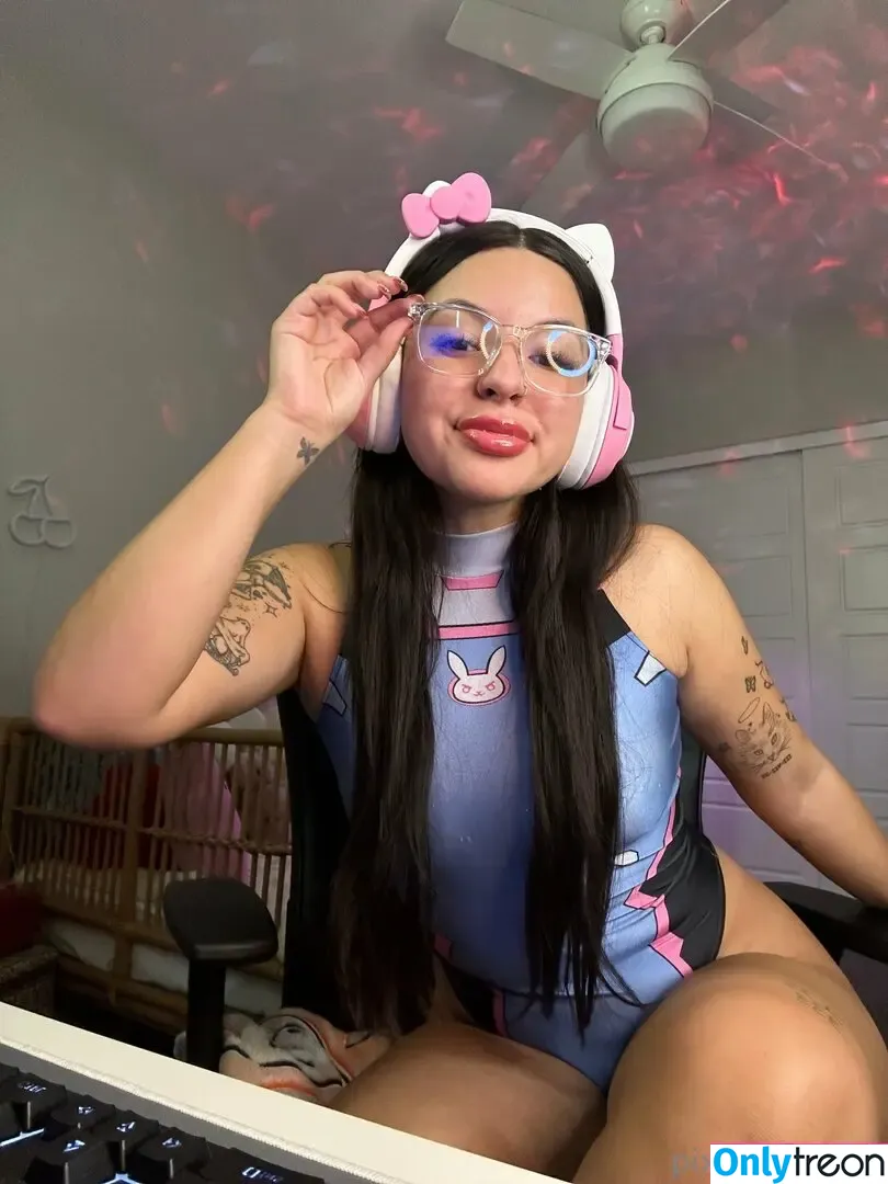 pixiewinn222 nude photo #0762 (pixiewinn222)