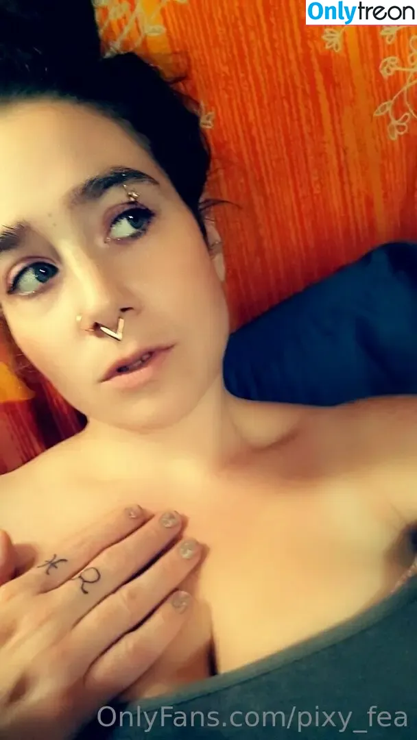 pixy_fea nude photo #0023 (pixy_fea)