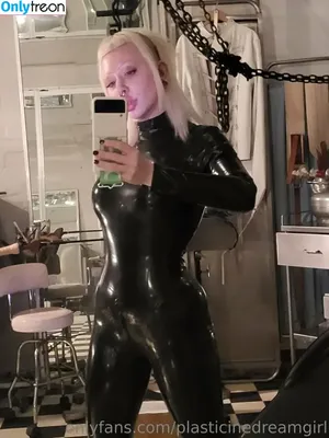 plasticinedreamgirl / the_nydoctress nude photo #0039