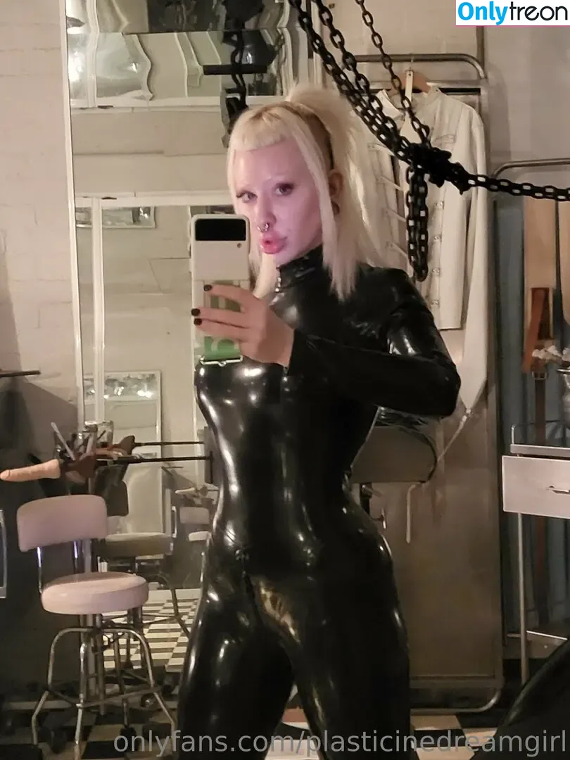 plasticinedreamgirl nude photo #0036 (the_nydoctress)