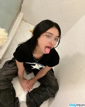 Plushydani / aloedvni / plushs nude photo #0001