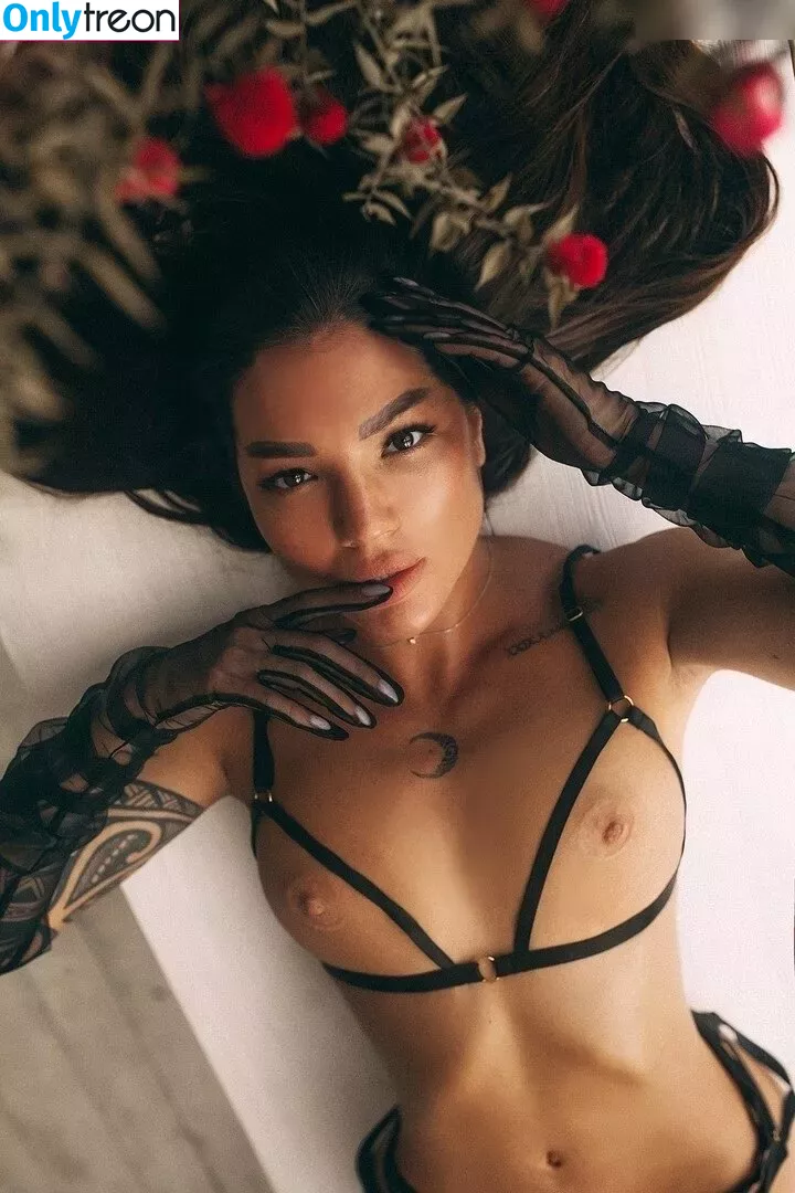 pocahontas_persian nude photo #0088 (pocahontas_persian)