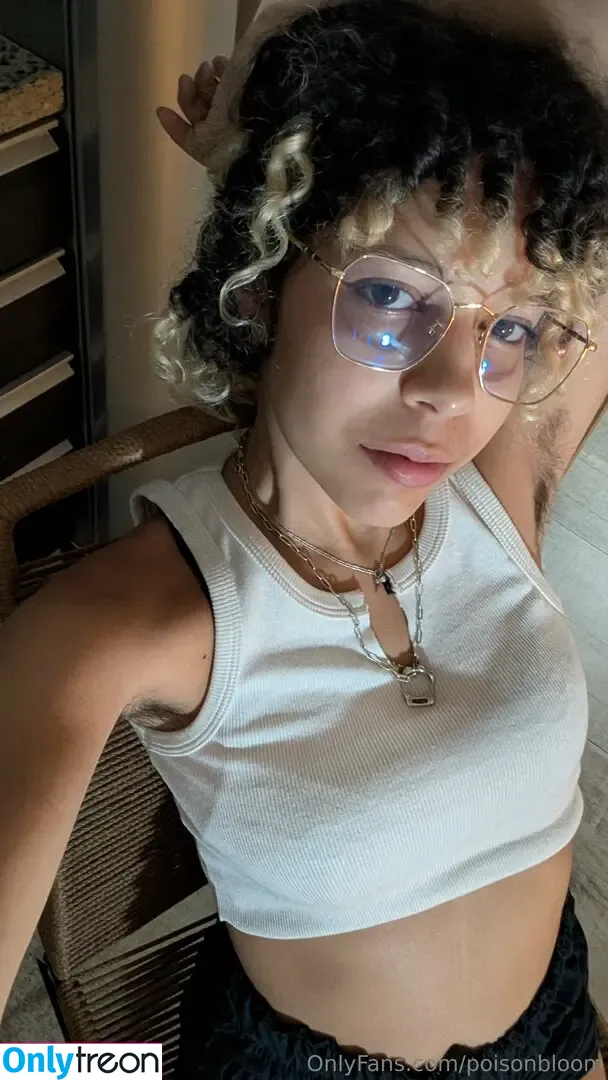 poisonbloom nude photo #0053 (poisonbloom)