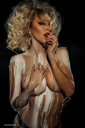 Polina Logunova / polinalogunova / Полина Логунова nude photo #0119