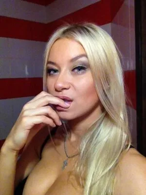 Polina Logunova / polinalogunova / Полина Логунова nude photo #0247