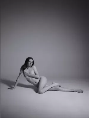  nude photo #0009