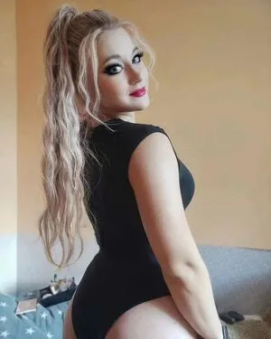 polish_girl / blondiolenka / natiah_h / polishgirlvip фото голая #0026