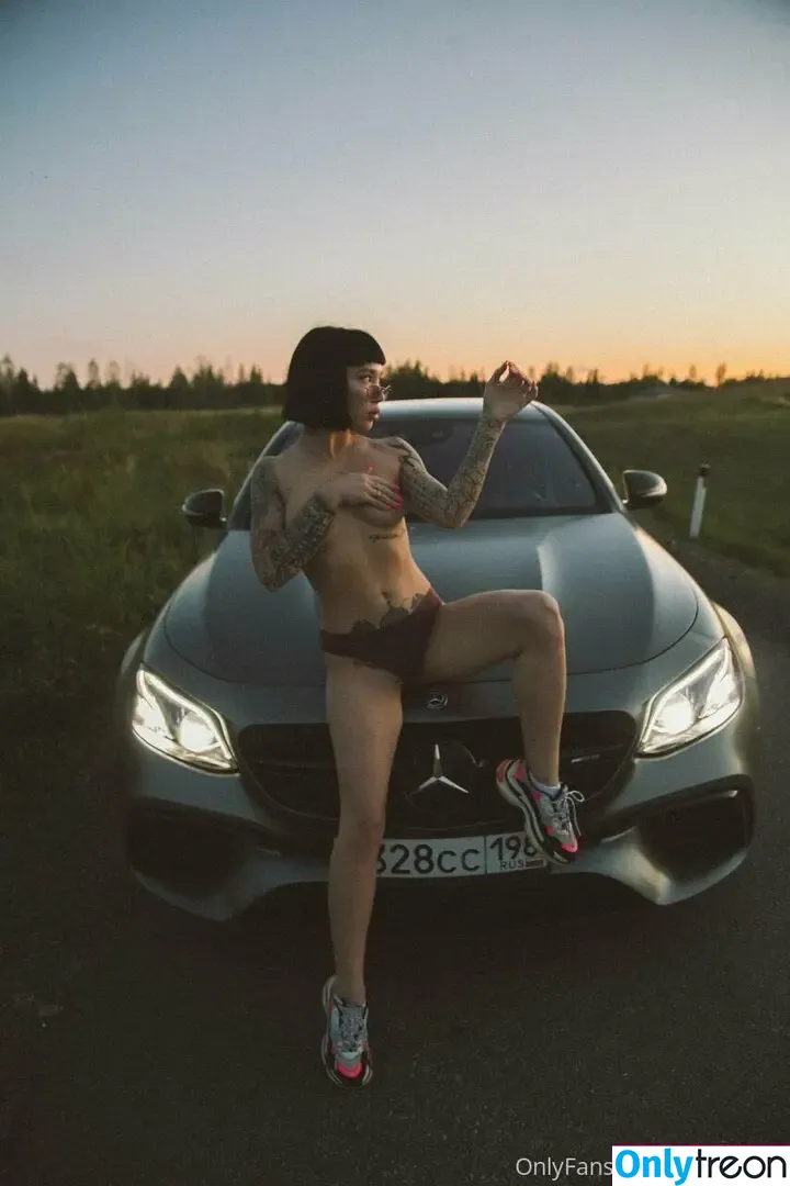 polly_hells nude photo #0003 (polly_hell)