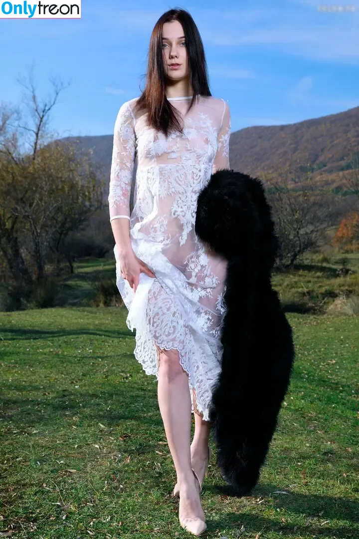 Polly Pure голая photo #0041 (polly_pure_official)