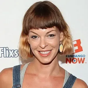 Pollyanna McIntosh / PollyAMcIntosh / pollyannamcintosh фото голая #0013