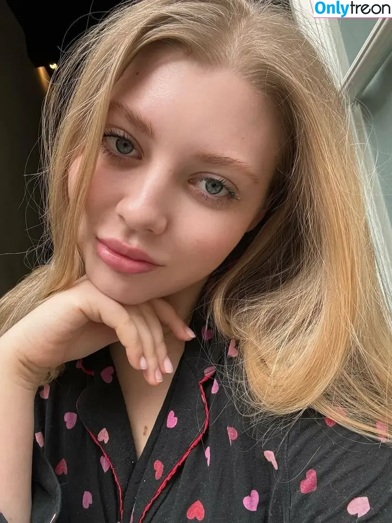pollypolina nude photo #0006 (pollypolina_)