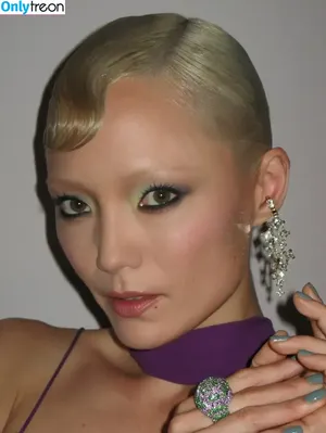 Pom Klementieff / Mantis from Guardiansthe Galaxy / pom.klementieff / pomklementieff nude photo #0420