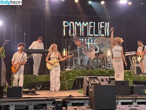 Pommelien Thijs / pommelienthijs / pommelinetilliere фото голая #0399