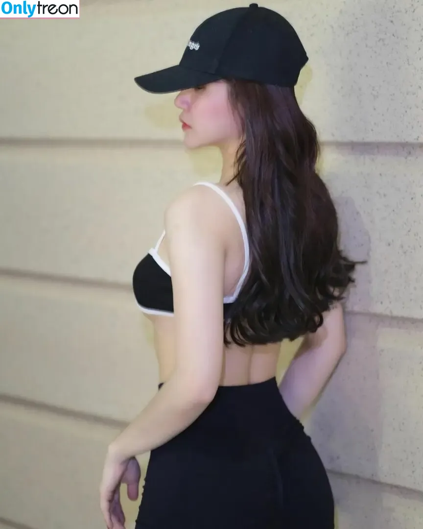 Pony_pony1225 nude photo #0005 (Kuy Tevkat)