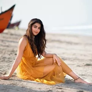 Pooja Hegde / hegdepooja nude photo #0057