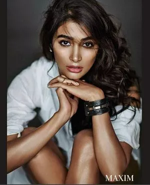 Pooja Hegde / hegdepooja nude photo #0064