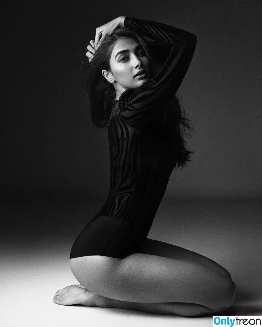 Pooja Hegde nude photo #0026 (hegdepooja)