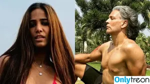 Poonam Pandey / Indian Goddess / iPoonampandey / poonampandeytv nude photo #0398
