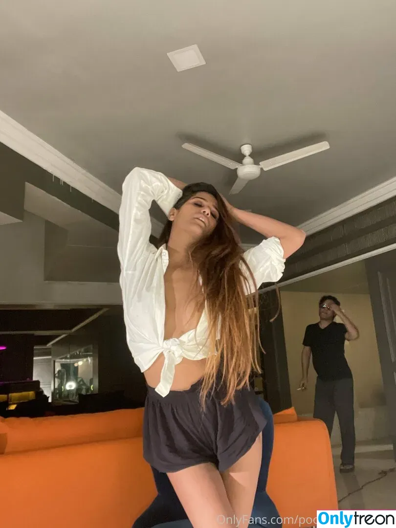 poonampandeytv голая photo #0028 (poonampandeytv)