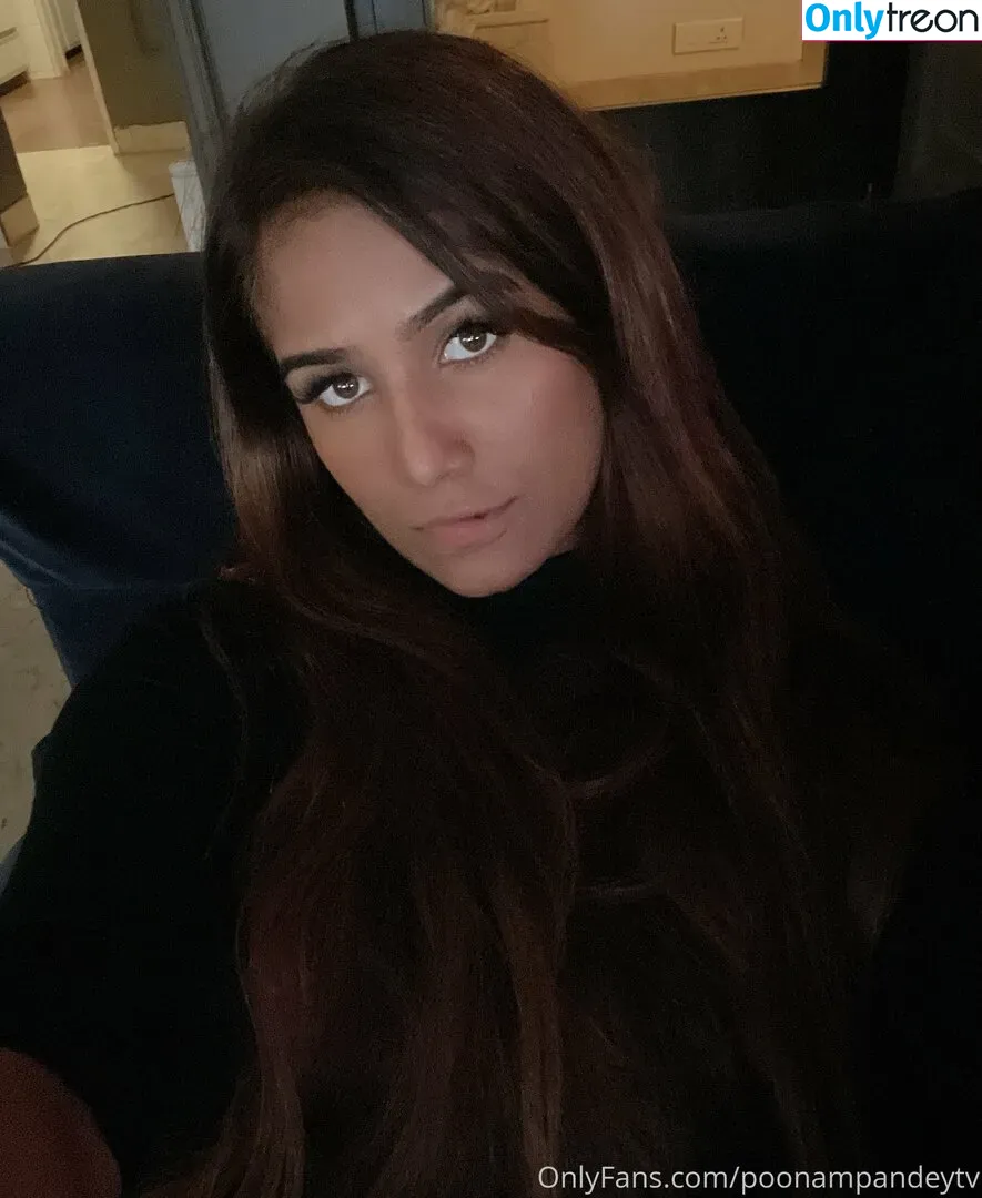 poonampandeytv nude photo #0034 (poonampandeytv)