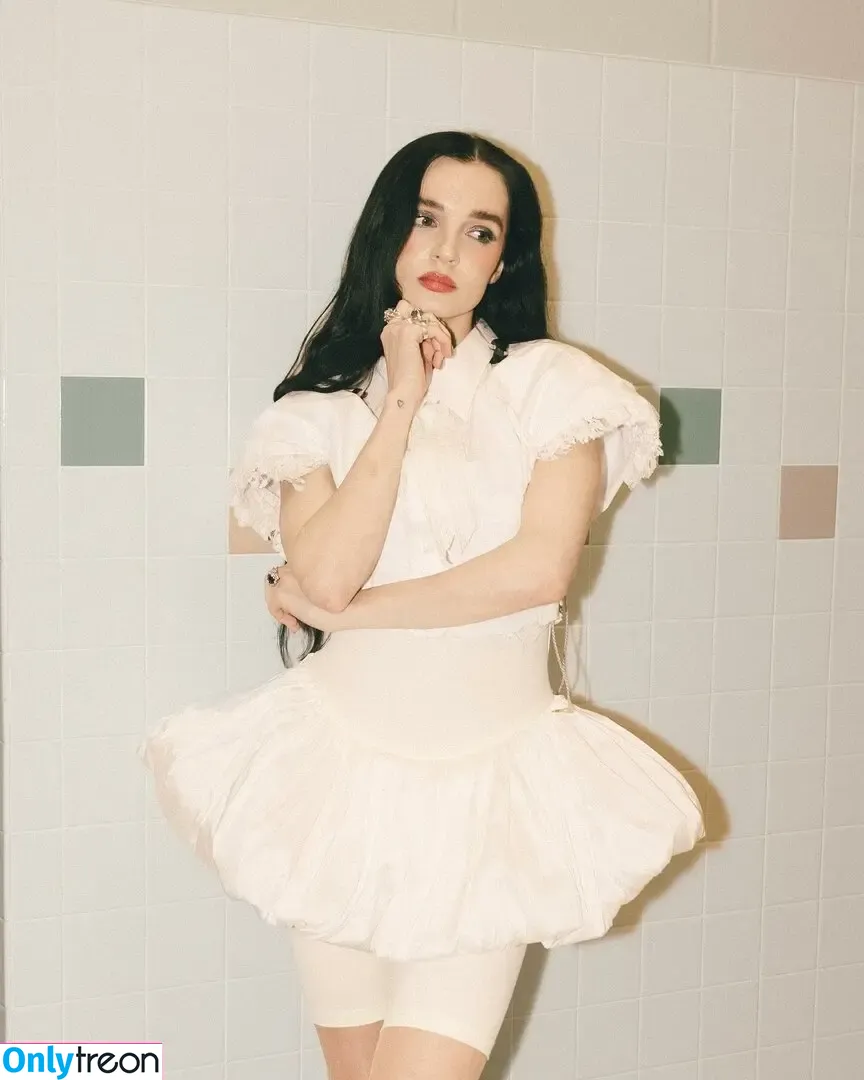 Poppy голая photo #0296 (That Poppy / impoppy)