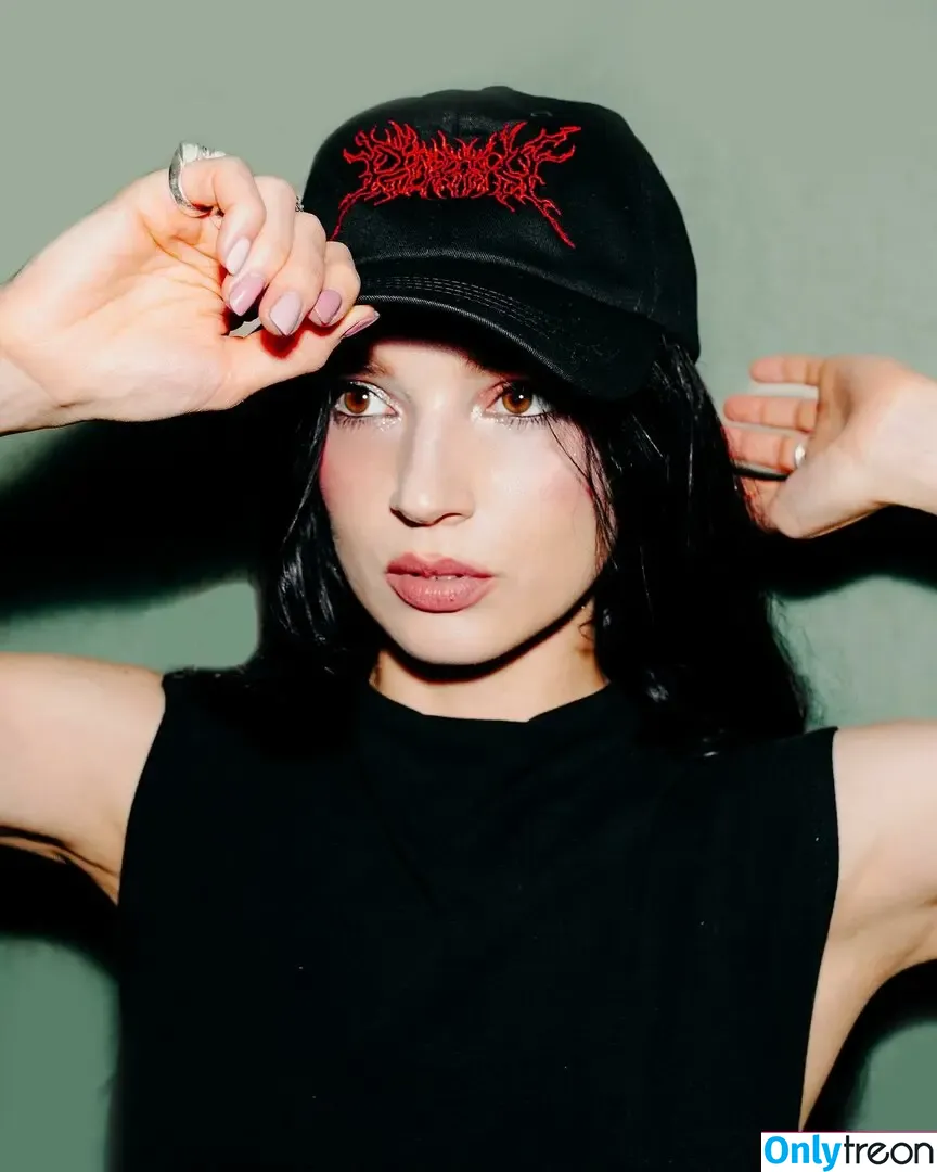Poppy nude photo #0301 (That Poppy / impoppy)