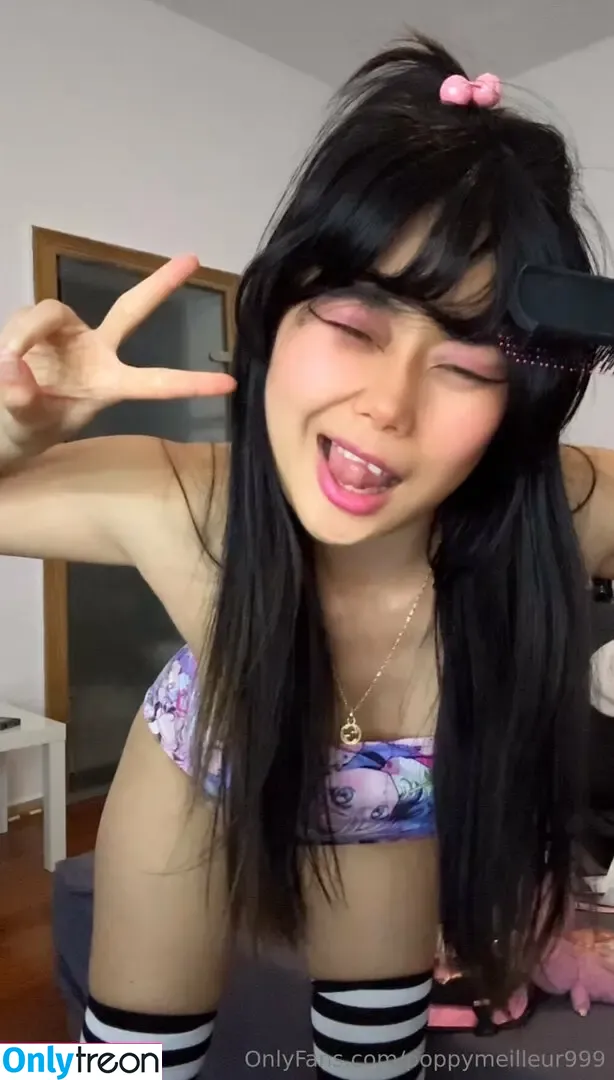 poppymeilleur999 nude photo #0072 (poppymeilleur)