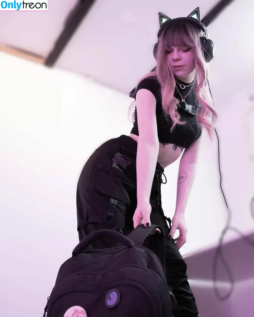 Porcelain Ghoul nude photo #0014 (p0rncelain_ghoul / porcelain.ghoul)