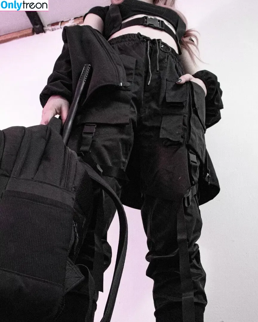 Porcelain Ghoul nude photo #0019 (p0rncelain_ghoul / porcelain.ghoul)