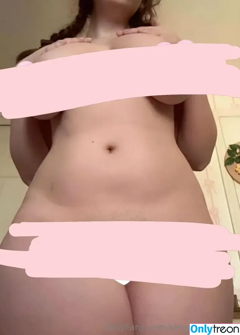 porcelainmilkbottle nude photo #0056 (sleepylittledolly / u379634773)