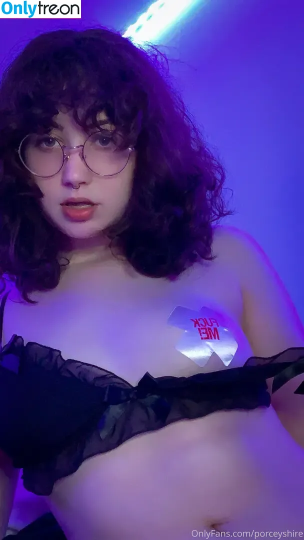 porceyshire nude photo #0093 (porcelainfey)