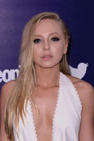 Portia Doubleday / portiadd фото голая #0015