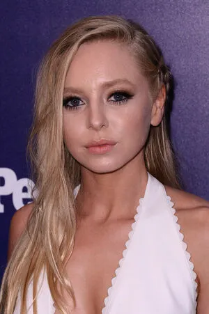 Portia Doubleday / portiadd фото голая #0022