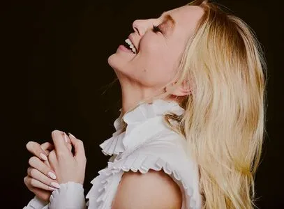 Portia Doubleday / portiadd фото голая #0030