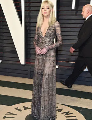 Portia Doubleday / portiadd фото голая #0032