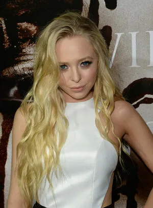 Portia Doubleday / portiadd фото голая #0049